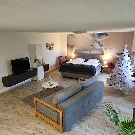 Garden-Loft Apartment Stadelhofen ภายนอก รูปภาพ