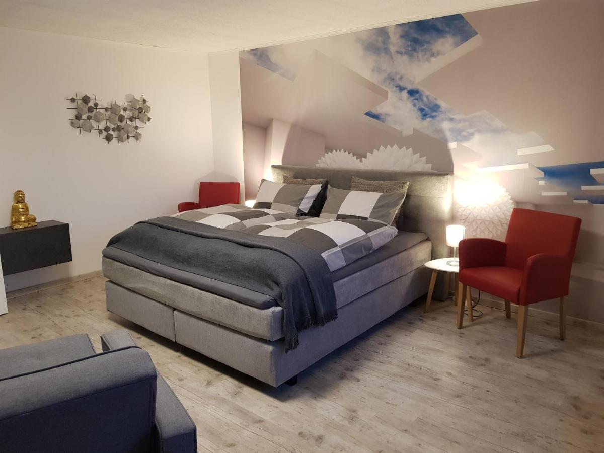 Garden-Loft Apartment Stadelhofen ภายนอก รูปภาพ