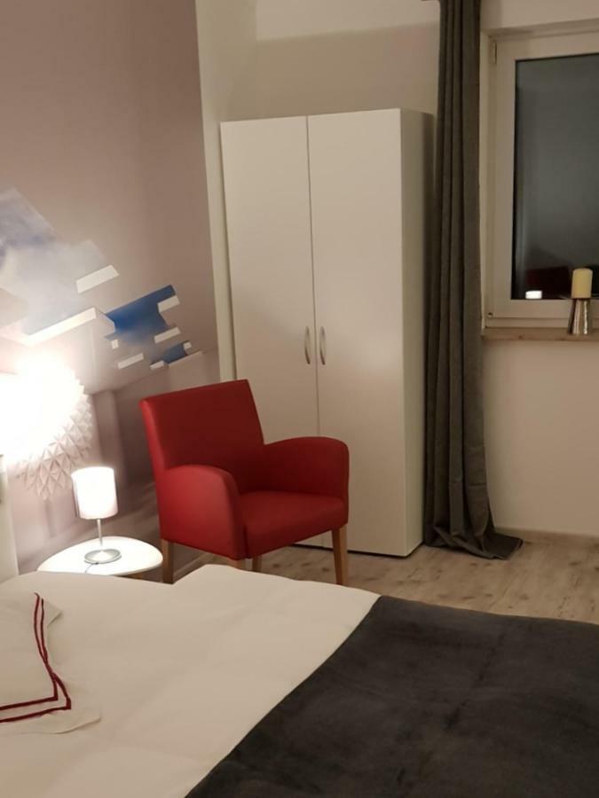 Garden-Loft Apartment Stadelhofen ภายนอก รูปภาพ